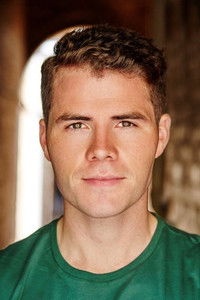 الممثل Lucas Linehan