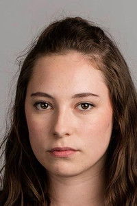 الممثل Lucy Carless