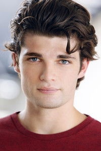 الممثل Luke Meissner