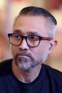 الممثل Lukman Sardi