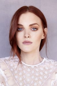 الممثل Madeline Brewer
