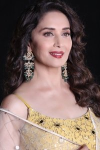 الممثل Madhuri Dixit