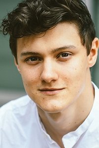 الممثل Malcolm Cumming