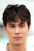 الممثل Man Trisanu Soranun