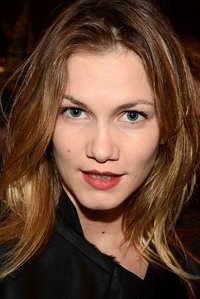 الممثل Margot Bancilhon