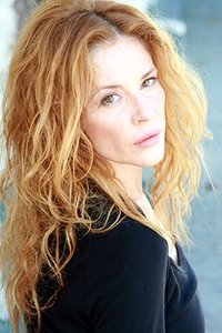 الممثل Marianne Hagan