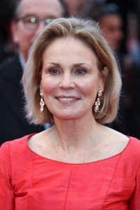 الممثل Marthe Keller