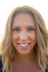 الممثل Mary Gibbs