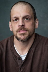 الممثل Matthew Gurney