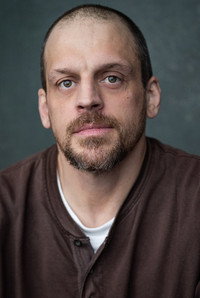 الممثل Matthew Gurney