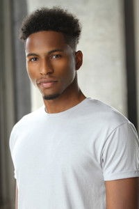 الممثل McKalin