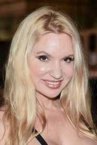 الممثل Meadow Williams