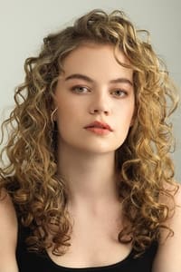 الممثل Megan Charpentier