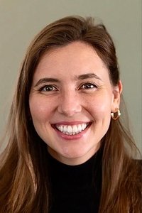 الممثل Megan McDonnell