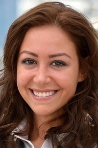 الممثل Menna Shalabi