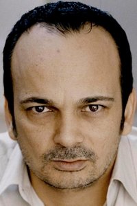 المخرج Mennan Yapo