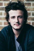 الممثل Micheál Neeson