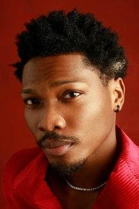 الممثل Mike Afolarin