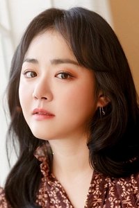 الممثل Moon Geun-young