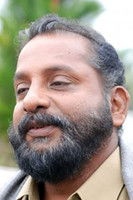 الممثل Nandu Poduval