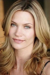 الممثل Natasha Henstridge
