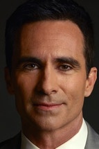 الممثل Nestor Carbonell