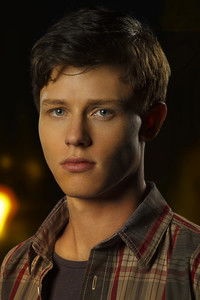 الممثل Nick Eversman