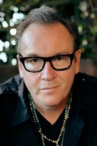 المخرج Nick Lyon