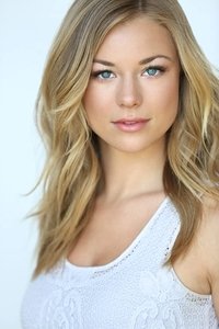 الممثل Nikki Leigh