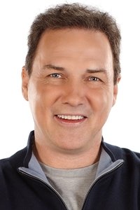 الممثل Norm MacDonald