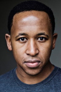 الممثل Nyasha Hatendi