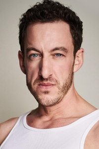 الممثل Oliver Powell