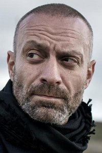 الممثل Omar Shargawi