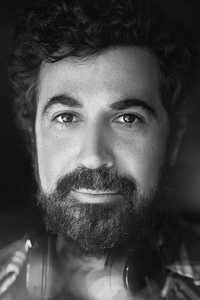 المخرج Paco Caballero