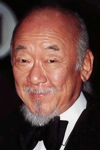 الممثل Pat Morita