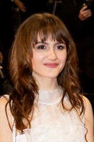 الممثل Patience Munchenbach