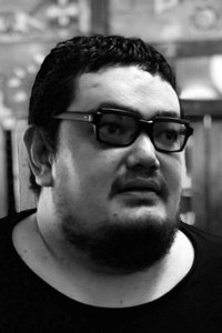 المخرج Paul Agusta