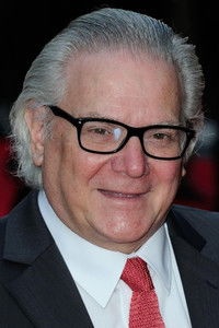 الممثل Paul Jesson