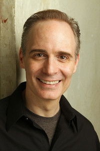 الممثل Paul T. Taylor