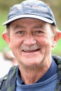 المخرج Paul Young