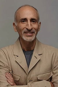 الممثل Phil Stutz