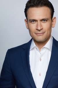 المخرج Philip Martin