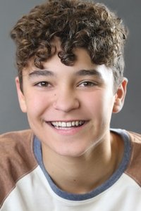 الممثل Pierce Gagnon
