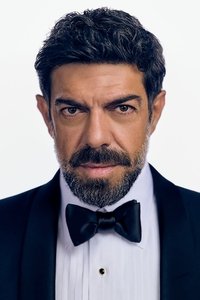 الممثل Pierfrancesco Favino