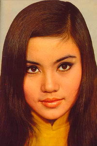 الممثل Polly Ling-Feng Shang-Kuan