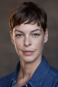الممثل Pollyanna McIntosh