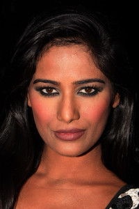 الممثل Poonam Pandey