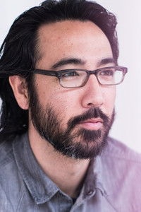 المخرج Randall Okita