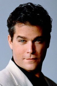 الممثل Ray Liotta