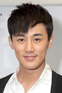 الممثل Raymond Lam